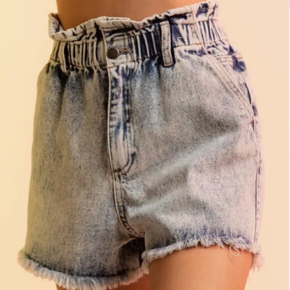 Women’s Blue Acid Wash High elastic Waist Raw Hem Paper Bag Denim Jean Shorts - Picture 3 of 6
